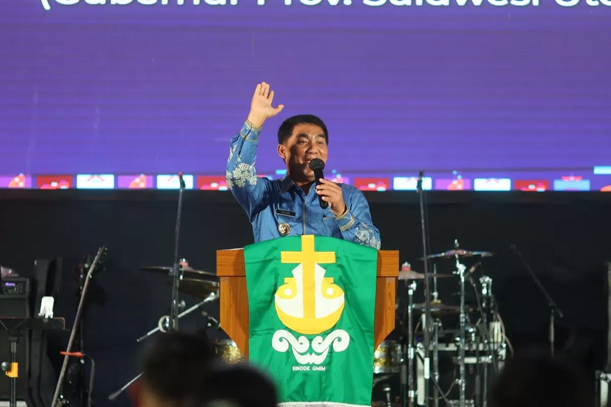 Yulius Selvanus, Gubernur Sulut (Istimewa)