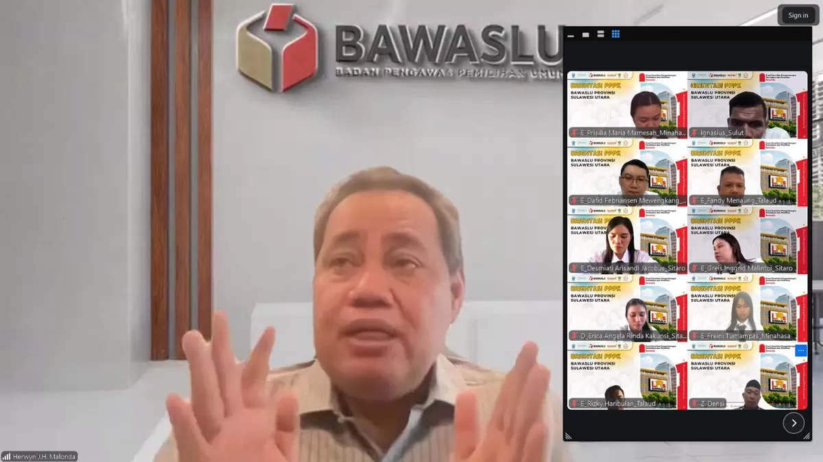 Koordinator Divisi SDM, Organisasi, Pendidikan dan Pelatihan (Diklat) Bawaslu RI, Herwyn J.H. Malonda, saat memberikan materi secara daring dalam kegiatan Orientasi PPPK Bawaslu Sulut.  ((Foto: Dok. Istimewa/Humas Bawaslu Sulut))