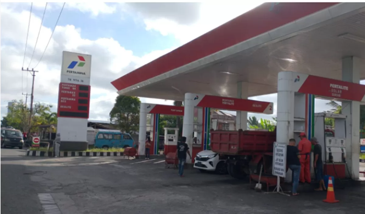 Ilustrasi pengisian Biosolar subsidi di SPBU.  ((Foto: Dok. Istimewa / Pertamina))