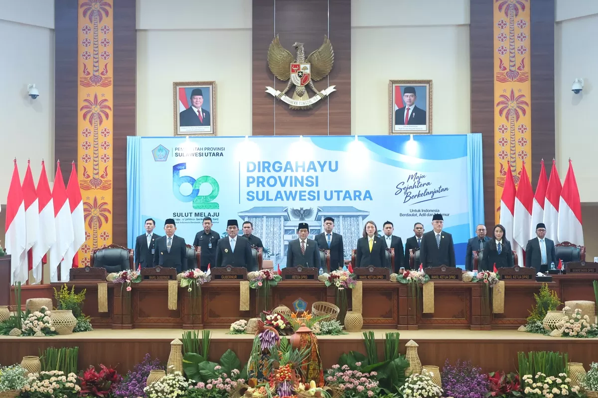 Sidang Paripurna HUT Provinsi Sulut (Isitmewa)