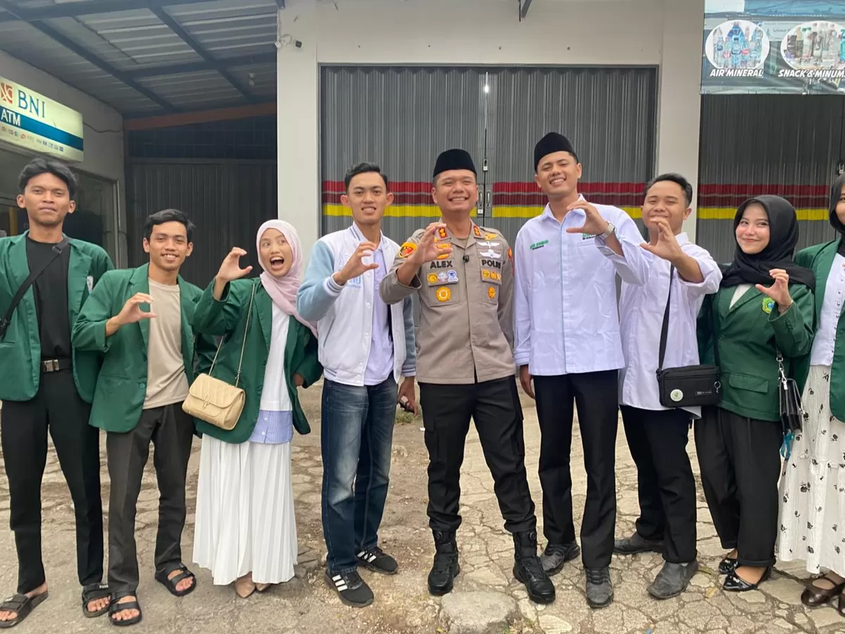 BEM PTNU Cianjur Bersama Kapolres  (Foto: BEM PTNU Cianjur for Journalnusantara )