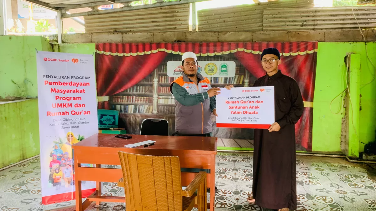 Poto OCBC Syariah dan Rumah Zakat Salurkan Kafalah (Foto: Rumah Zakat for Journalnusantara )