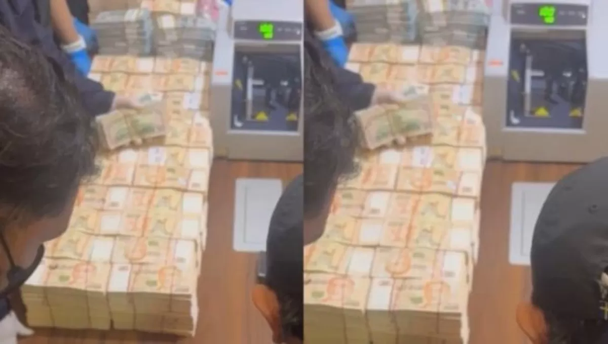 Barang bukti tumpukan dolar AS da Singapura yang ditemuakan dalam brankas di Cafe de'CLAN Signature, Cipete, Jakarta Selatan. (Istimewa)