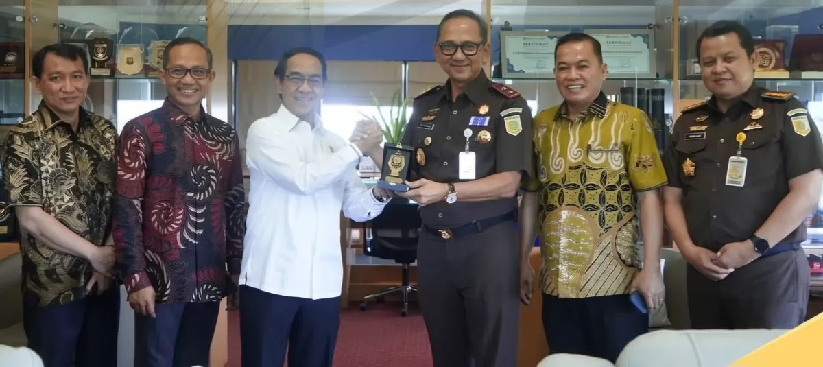 Unhas dan Kejati Sulsel perkuat kolaborasi strategis melalui pendidikan jaksa dan pendampingan hukum demi menjaga tata kelola proyek kampus. (Dok.Humas Kejati Sulsel)