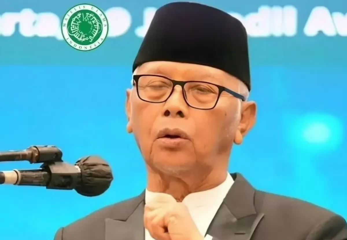 Ketum MUI KH Anwar Iskandar kembali mendorong hukuman mati bagi koruptor, dengan menilai korupsi besar pelanggaran HAM yang rampas hidup rakyat.(Dok.Threads@MUI)