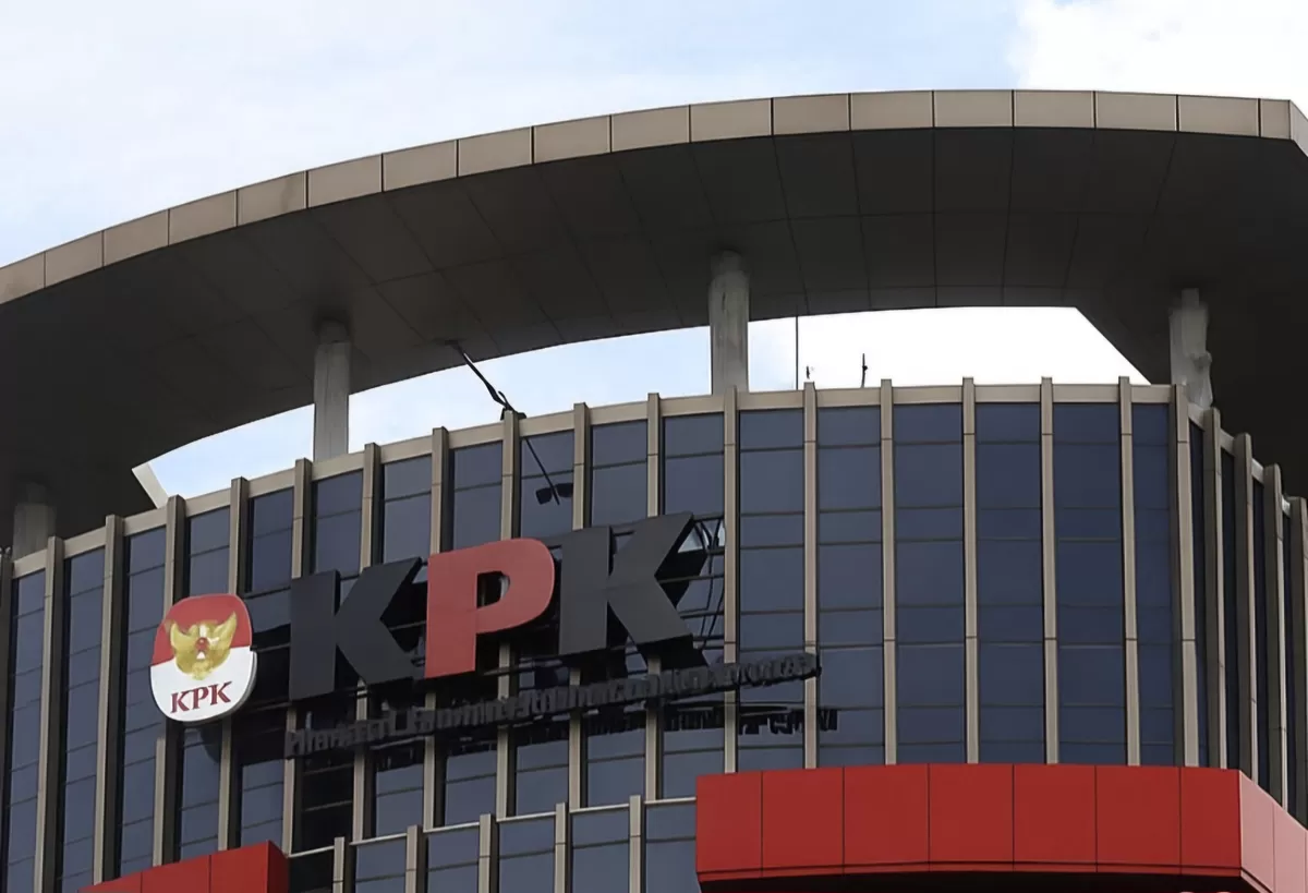 Bupati Sukoharjo menjalani pemeriksaan di KPK usai terjaring OTT. Penyidik masih dalami dugaan perkara dan peran para pihak yang diamankan. (Dok.Metroselebes.com/Key)