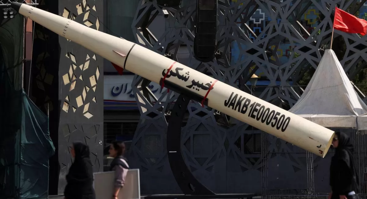 Iran mengklaim menyerang pangkalan militer AS di Yordania, sementara Amerika Serikat melancarkan serangan balasan ke Iran, memicu eskalasi. (Dok.Reuters)
