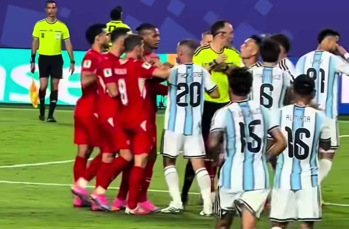 Petisi yang menuntut diskualifikasi Argentina di Piala Dunia 2026 tembus 15,2 juta tanda tangan, dipicu kontroversi keputusan VAR saat laga dengan Mesir. (Dok.fifaworldcup)