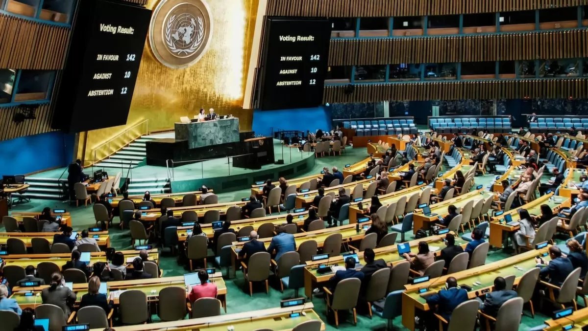 Majelis Umum PBB mengesahkan Deklarasi New York dengan dukungan 142 negara, memperkuat dorongan internasional bagi solusi dua negara, Palestina-israel. (Dok.REUTERS/Eduardo Munoz) 