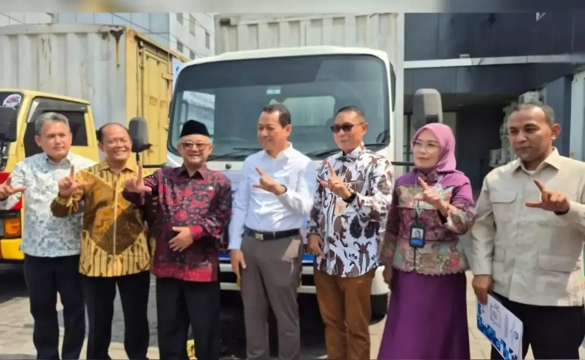Pemerintah mengirim 5,5 juta buku bermutu ke sekolah di 38 provinsi untuk memperluas akses bacaan dan memperkuat literasi anak Indonesia. (Dok.Instagram@medcom.id)