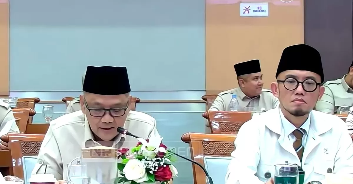 Kemenhaj usulkan kenaikan biaya haji 2027 saat rapat bersama Komisi VIII DPR RI. (Tangkapan layar YouTube Parlemen TV)