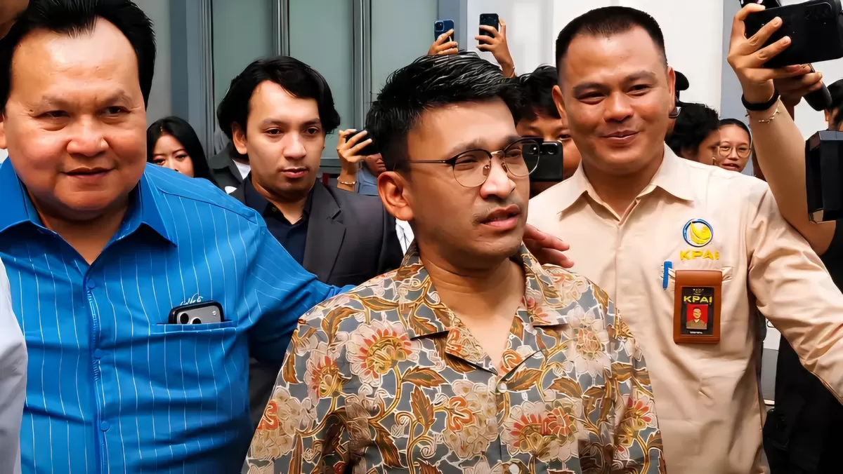Ruben Onsu ditetapkan sebagai tersangka dugaan penipuan dan penggelapan. Polisi menjadwalkan pemeriksaan terhadap Ruben pekan depan. (Dok.Instagram@maju_idn)