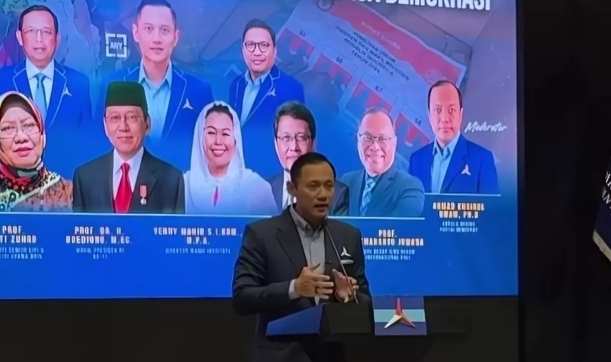 AHY mengingatkan pentingnya menjaga amanah Reformasi 1998 dengan memastikan TNI-Polri dan aparatur negara tetap profesional dan netral . (Dok.Instagram@agusyudhoyono)