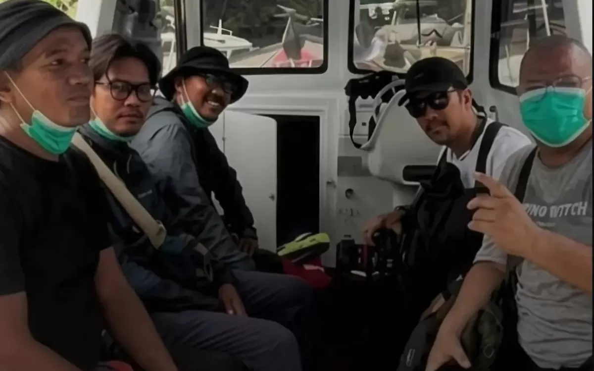 FOTO: Tampak 5 (lima) jurnalis yang hilang kontak di Selat Sunda. (Dok.Istimewa)