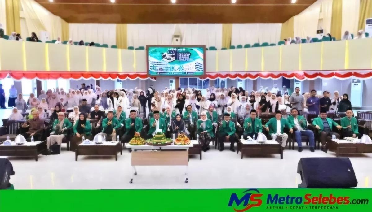 FOTO: Tampak suasana Farmasi UMI merayakan milad ke-25 dengan refleksi perjalanan dan tekad memperkuat transformasi serta inovasi keilmuan kesehatan. (Dok.Farmasi UMI)