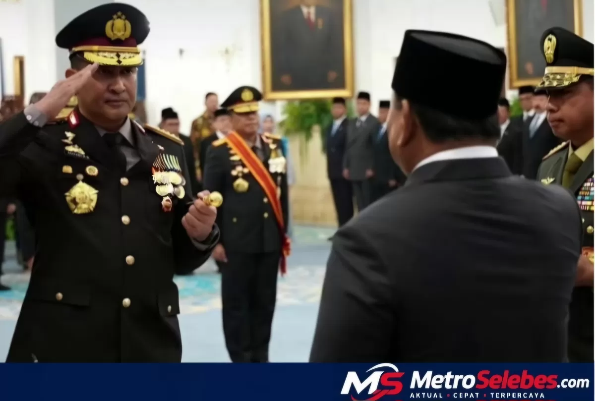 Presiden Prabowo Subianto melantik Suyudi Ario Seto sebagai Kapolri baru di Istana Kepresidenan, Jakarta, Kamis, 1/10. (Dok.forumkeadilantv)