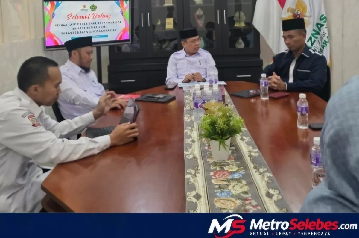 FOTO: Tampak Kemenag Kota Makassar bersama Baznas Kota Makassar membahas persiapan dan sinergi peringatan Hari Santri Nasional 2026. (Dok.Kemenag Makassar)