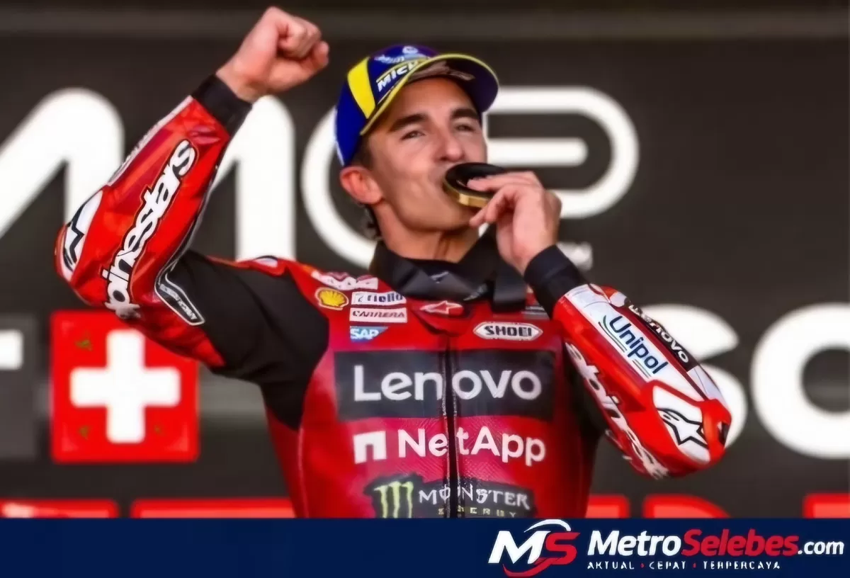 Marc Marquez saat rayakan kemenangan dalam Sprint Race MotoGP Indonesia 2026 di Sirkuit Mandalika. Ia meraih kemenangan pertamanya sekaligus ambil alih pimpinan klasemen , Sabtu (10/10/2026). (Dok.marc93marquez)