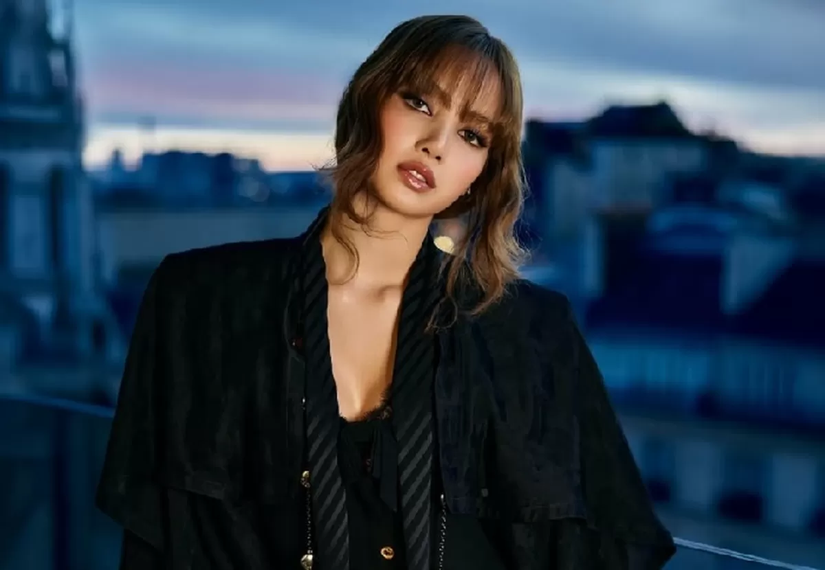 Lisa Blackpink terpilih sebagai presenter di ajang Golden Globe ke-83 di Los Angeles, Minggu (11/1/2026). (Instagram @lalalalisa_m)