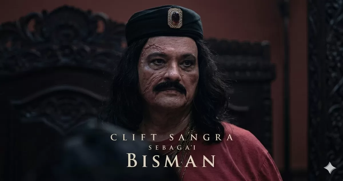 Suami mendiang Suzzanna, Clift Sangra, tampil sebagai Bisman dalam film Suzzanna: Santet Dosa di Atas Dosa.  (Instagram @filmsuzzannaofficial)