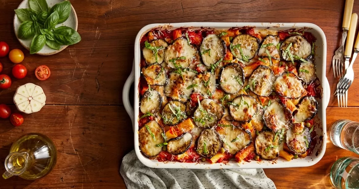 Italia menempati peringkat pertama masakan terbaik di dunia tahun 2026. Salah satu masakan andalannya adalah pasta &lsquo;ncasciata yang menggunakan terong dan keju caciocavallo. (Food and Wine)