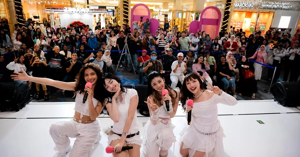 Hari terakhir BeautyFest.Asia di Mal Kota Kasablanka, Minggu (31/5/2026) bertambah neriah dengan penampilan girl band Papion. (Instagram @beautyfest.asia)
