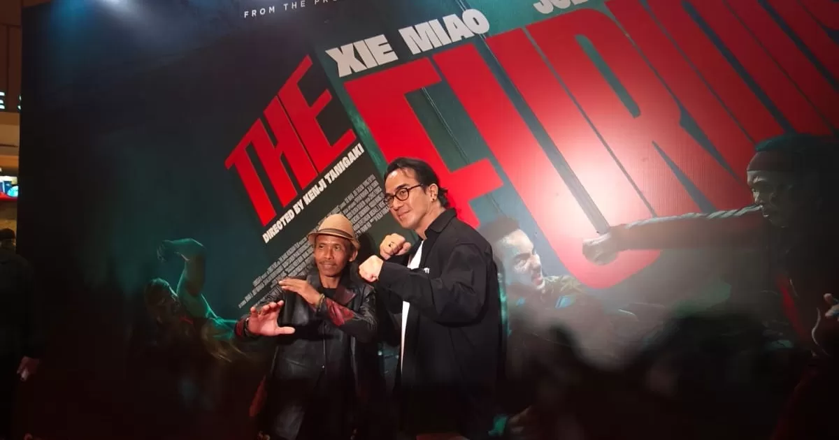 Joe Taslim dan Yayan Ruhian saat premier "The Furious" di Epicentrum XXI, Jakarta, Jumat (5/6/2026). (PejuangKantoran.com/Adhityaswara Nuswandana)