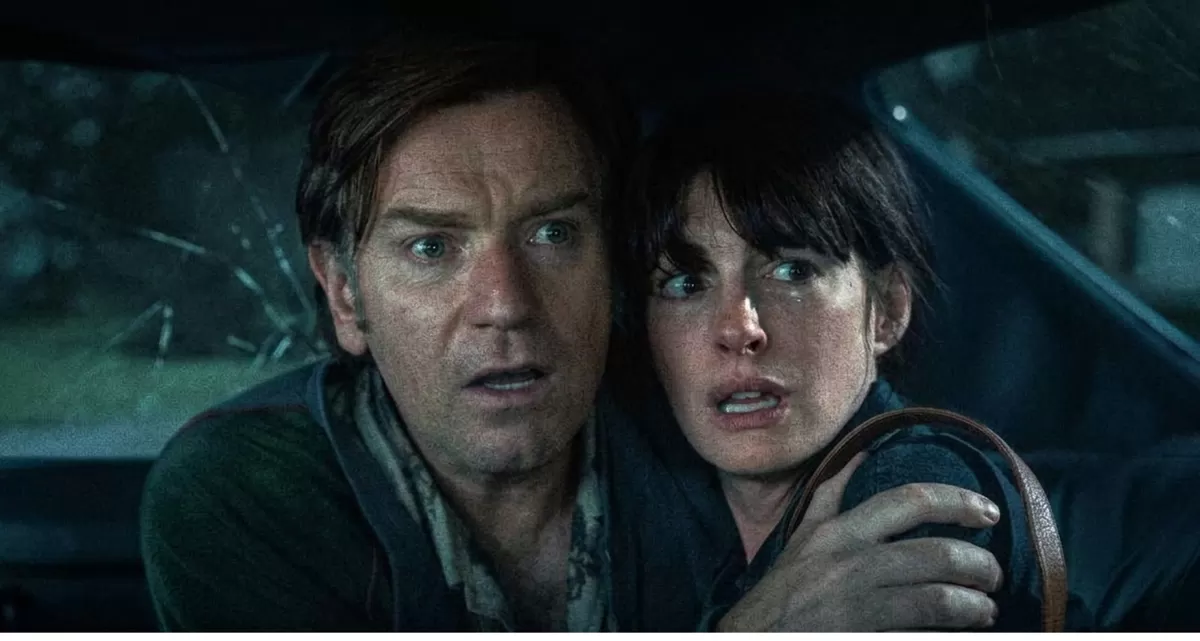 Ingin mencari film keluarga yang bisa diajak nonton oleh semua keluarga, tapi digarap dengan sudut pandang yang berbeda? Film terbaru Anne Hathaway dan Ewan McGregor, The End of Oak Street, siap membawa penonton ke dalam pengalaman fantasi yang tidak biasa.  (IMDB.com)