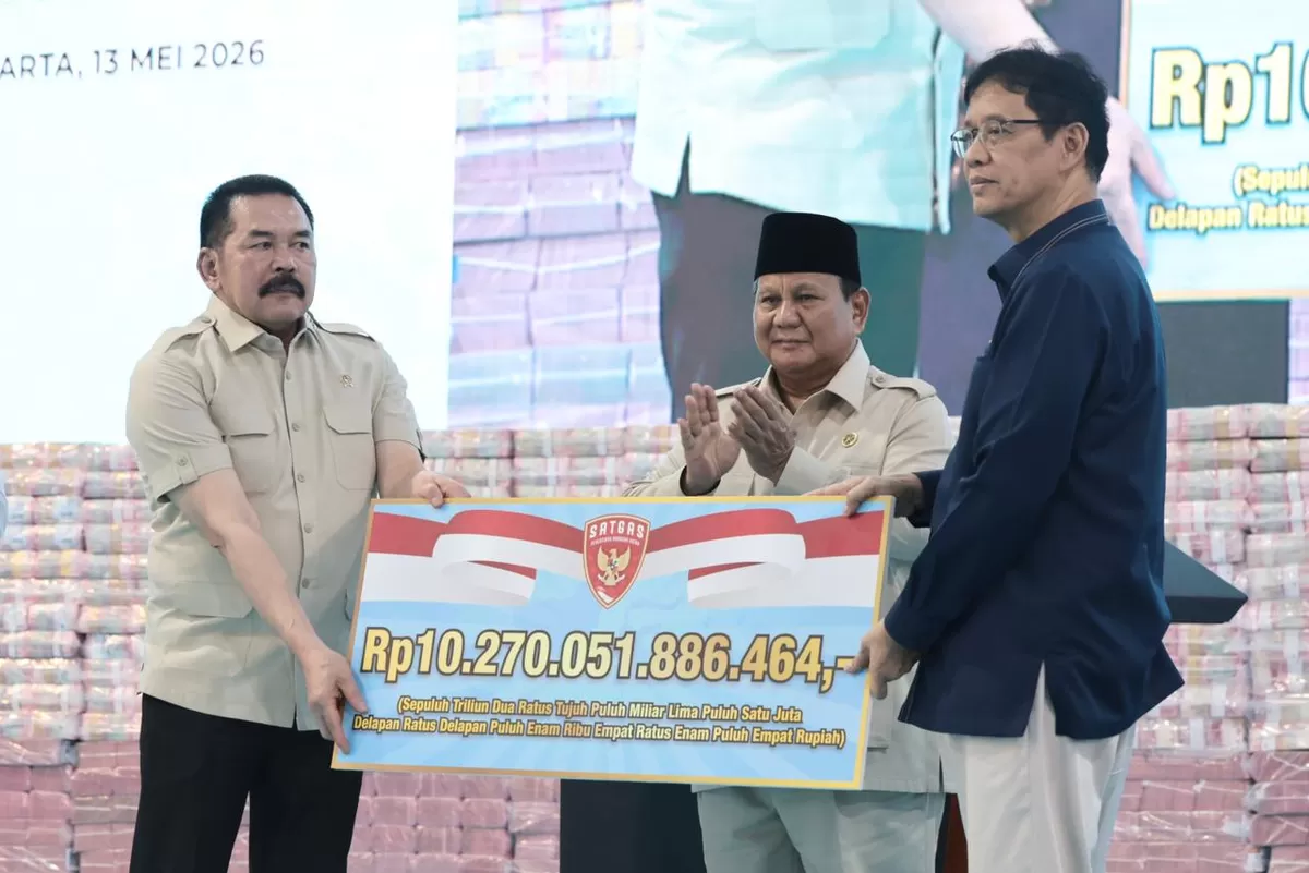 Presiden Prabowo alokasikan Rp10,2 T hasil denda hutan untuk renovasi 5.000 puskesmas &amp; pangkas bunga kredit PNM jadi di bawah 9% (Foto: Badan Komunikasi Pemerintah (Bakom) RI)