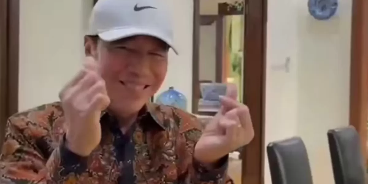 Jokowi ikut trend lagu MBG (Thread / jokowi)