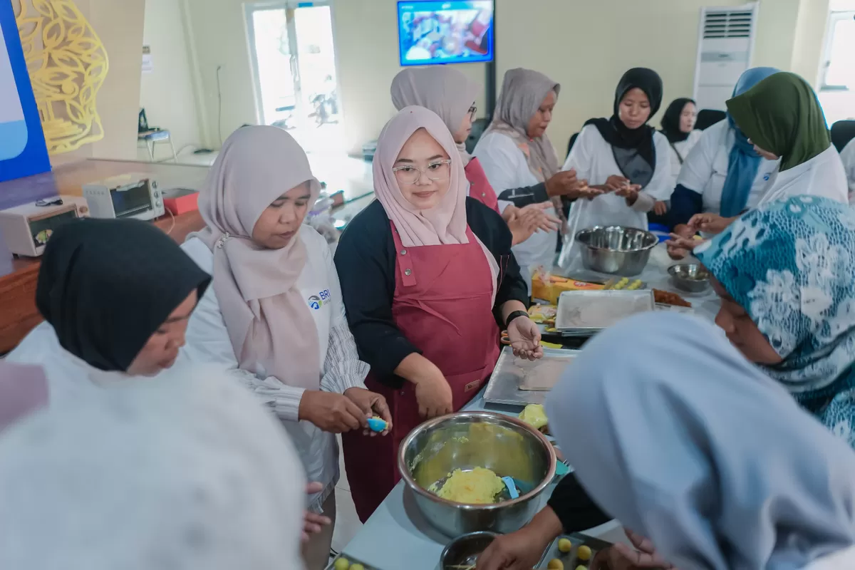 CSR BRI Peduli melaksanakan Program Pemberdayaan Purna Pekerja Migran Indonesia (PMI) di Kabupaten Cirebon, Provinsi Jawa Barat. (Promedia)