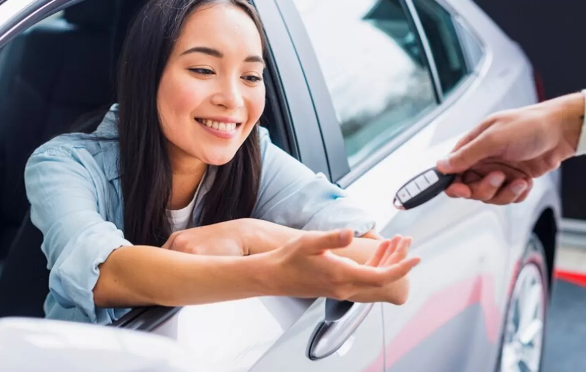 Kredit Mobil Tanpa DP: Syarat, Risiko, dan Untung Ruginya. (Adira Finance )