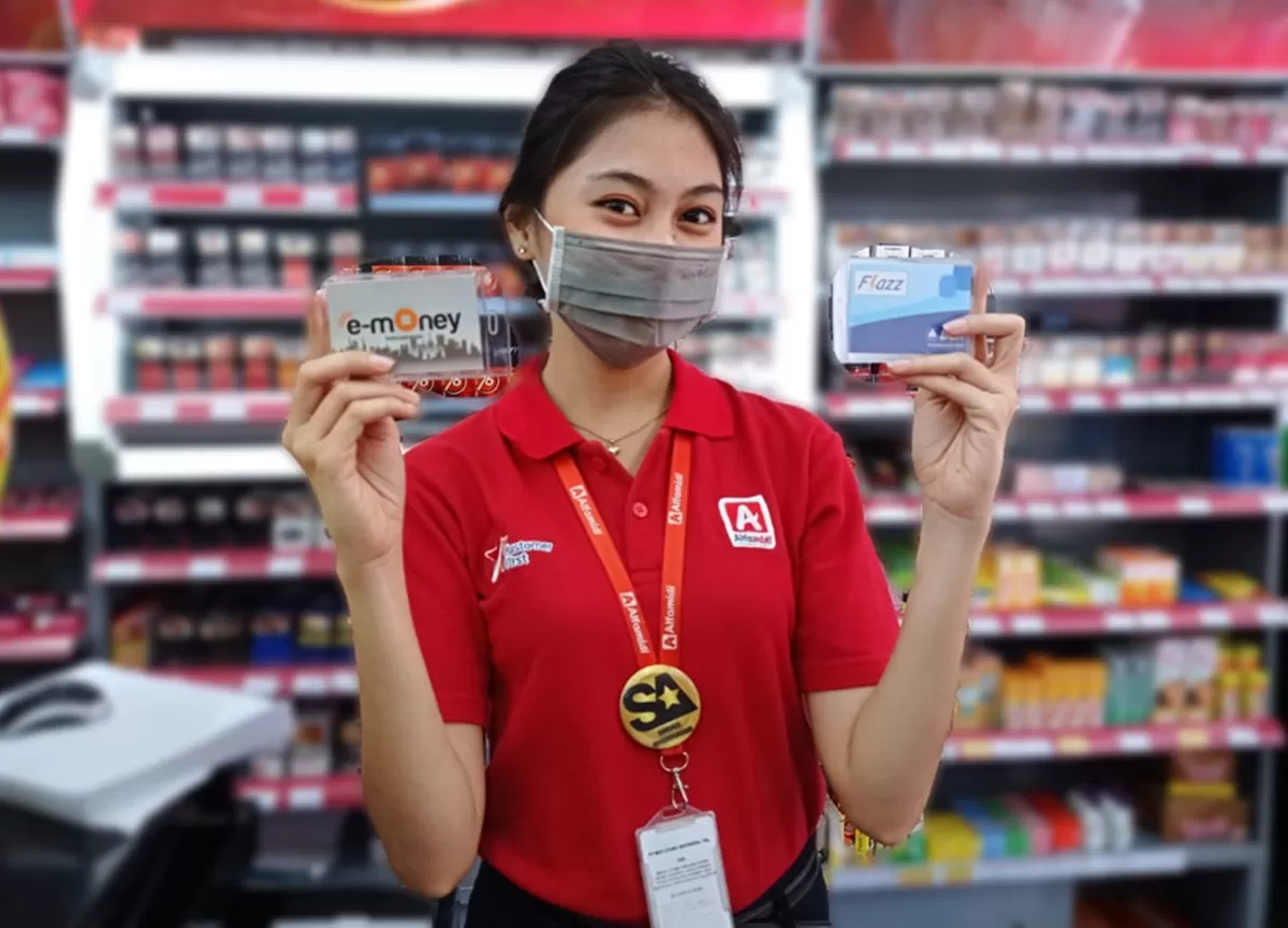 Katalog Promo JSM Alfamidi 16&ndash;18 Januari 2026, Diskon Paling Diburu Akhir Pekan Ini. (Alfamidi)