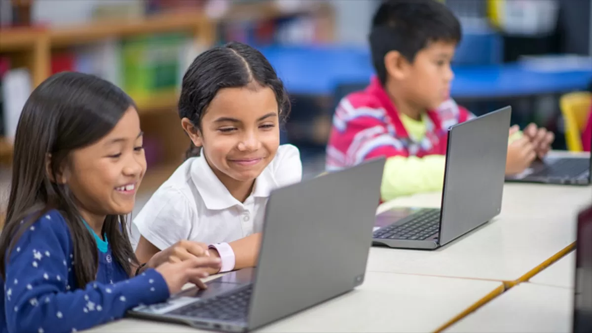 Rincian Biaya Kursus Coding Anak 2026, Pilihan Program, Perbandingan Lembaga. (Leap Surabaya)