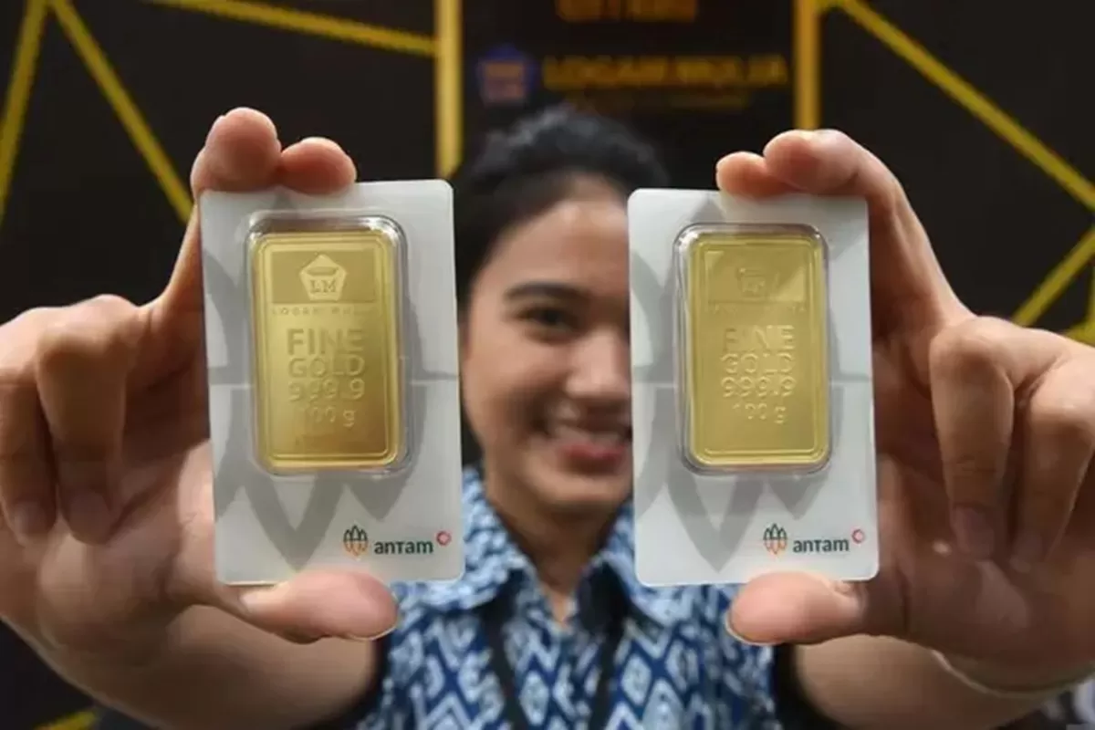 Harga Emas Antam Hari Ini 19 Februari 2026 Naik ke Rp2,916 Juta per Gram, Investor Kembali Berburu Logam Mulia. (ANTARA FOTO)