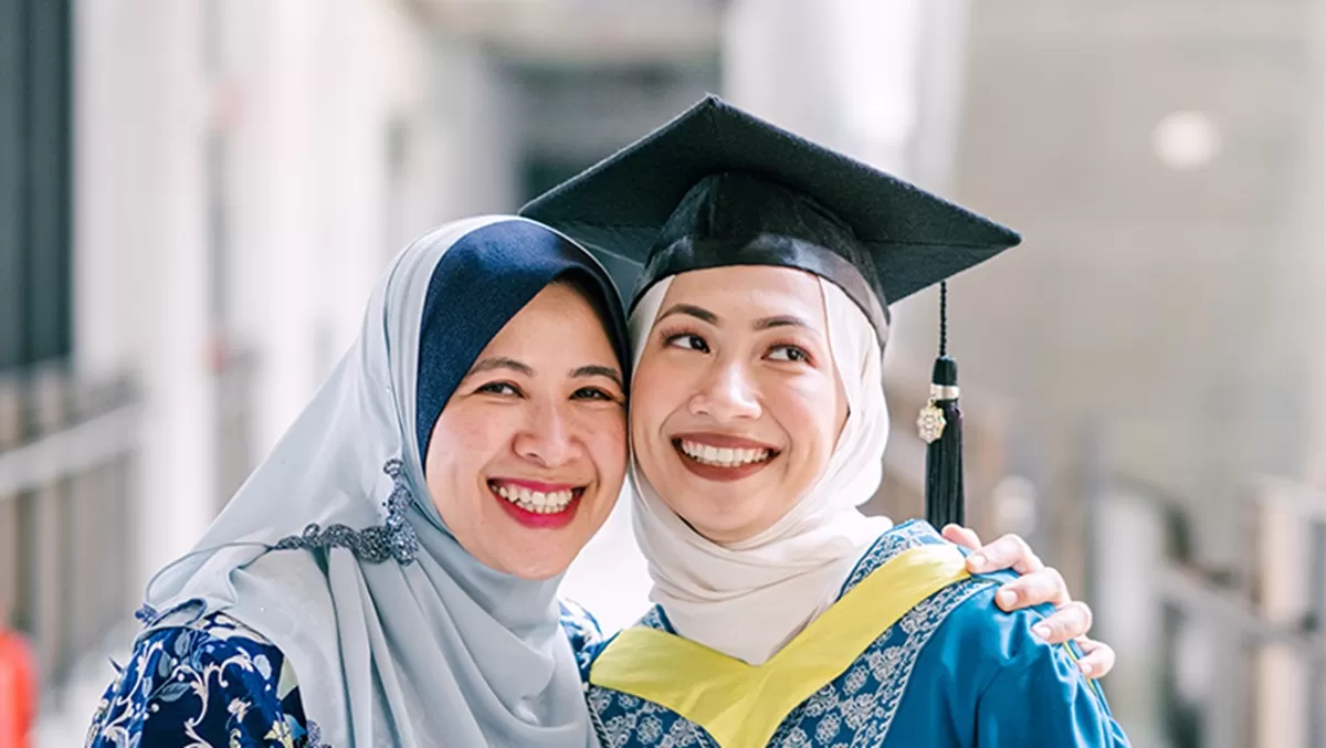 Rekomendasi Asuransi Pendidikan Terbaik 2026, Terdaftar OJK, Premi Terjangkau dan Hasil Maksimal. (Getty Images)
