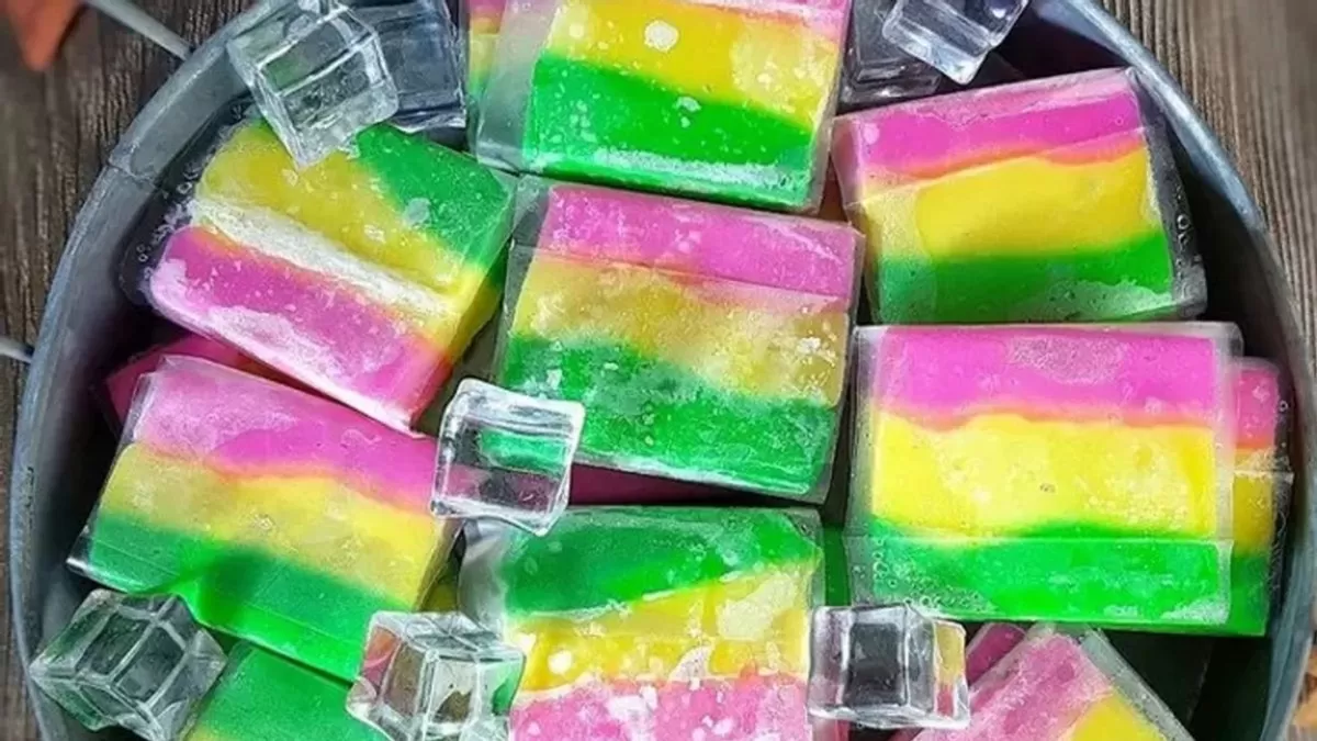 Begini Cara Membuat Es Gabus Rasa Buah, &nbsp;Nostalgia Jajanan Sekolah! (Instagram)