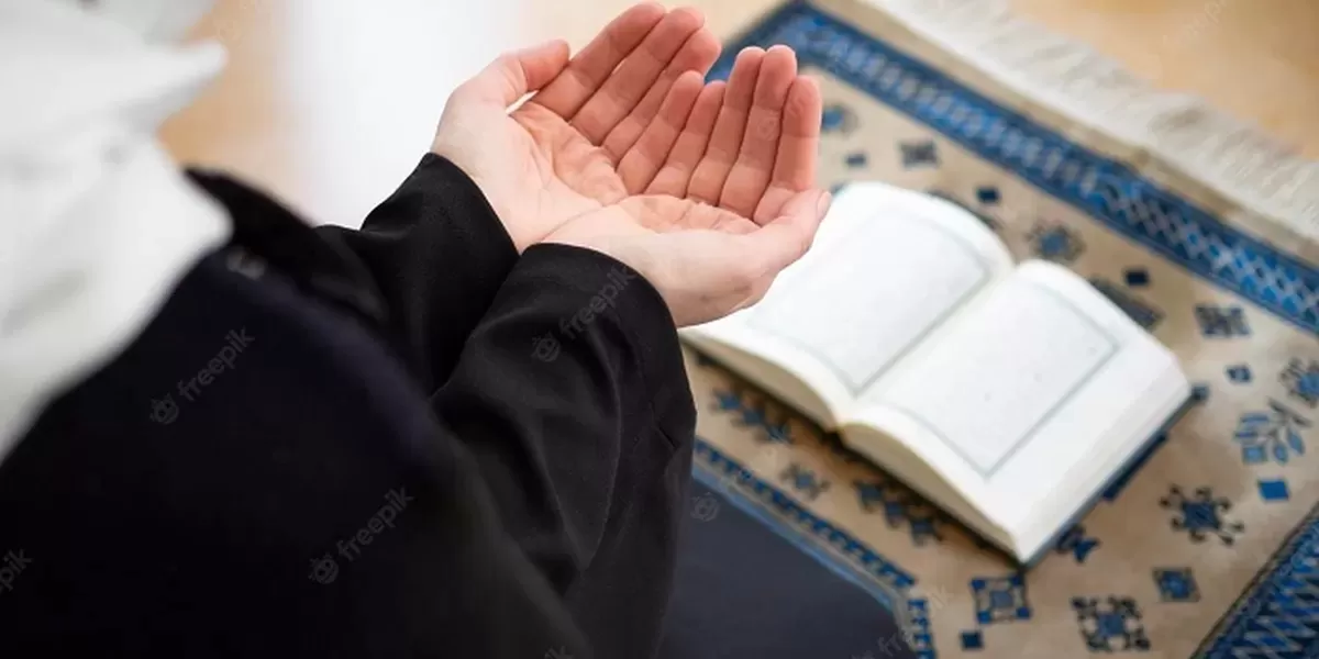 Jangan Lewatkan Amalan Malam Nisfu Syaban 2026: Baca Surat Yasin 3 Kali, Niat dan Doanya. (Pexels)
