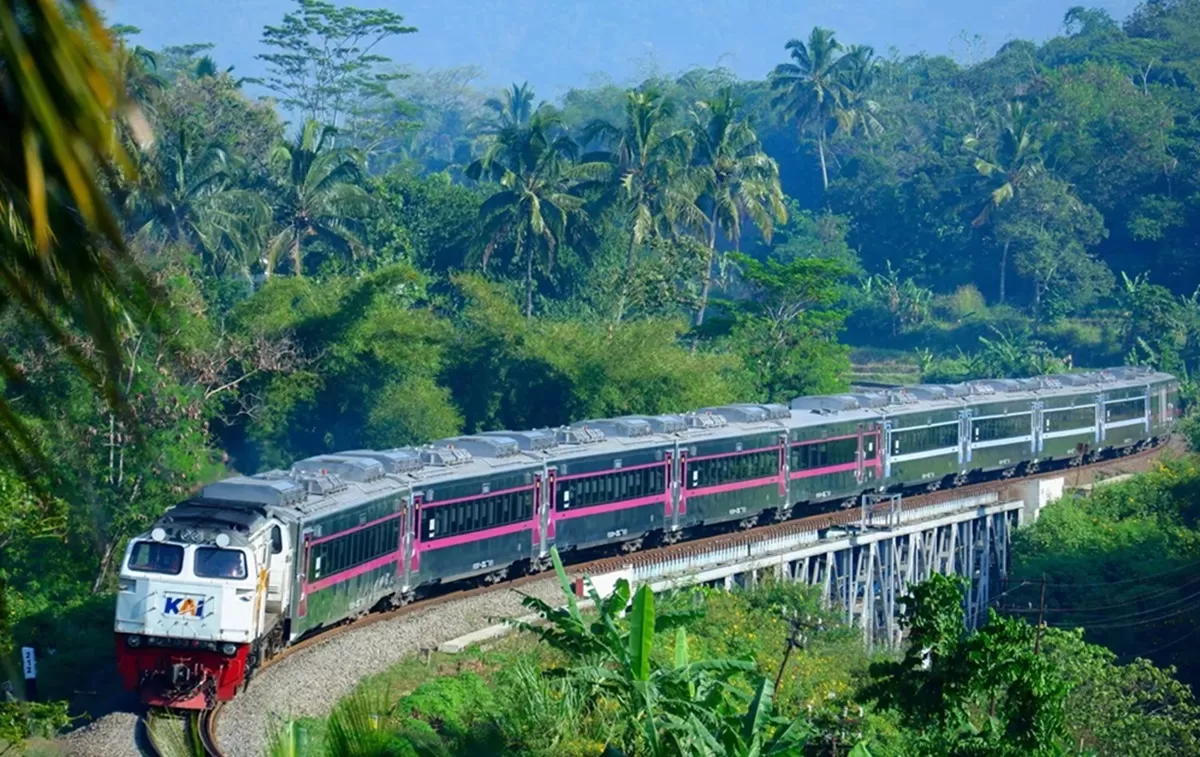 Catat! 11 Promo Ramadhan 2026, dari Diskon Tiket Pesawat, Kereta, hingga Paket Bukber Murah. (PT KAI)