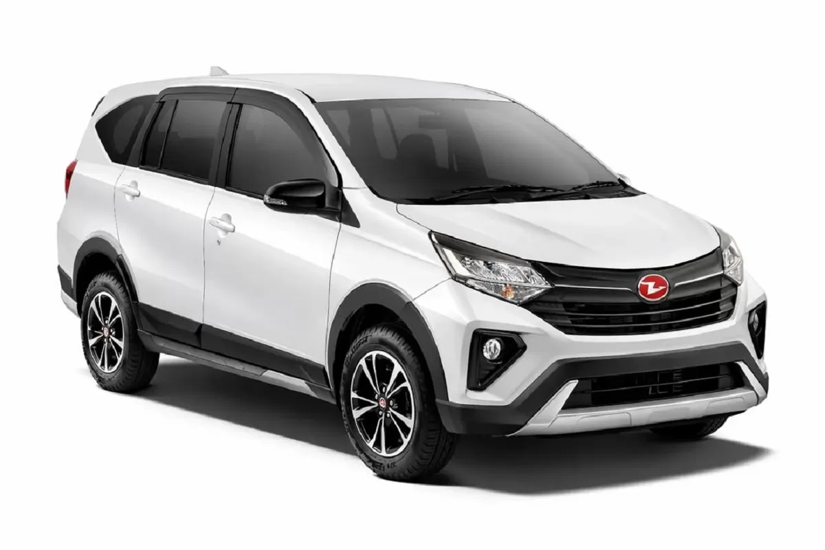 Daihatsu Sigra 2026 hadir dengan konsumsi BBM irit hingga 22 km/liter, tangki besar, dan desain modern.