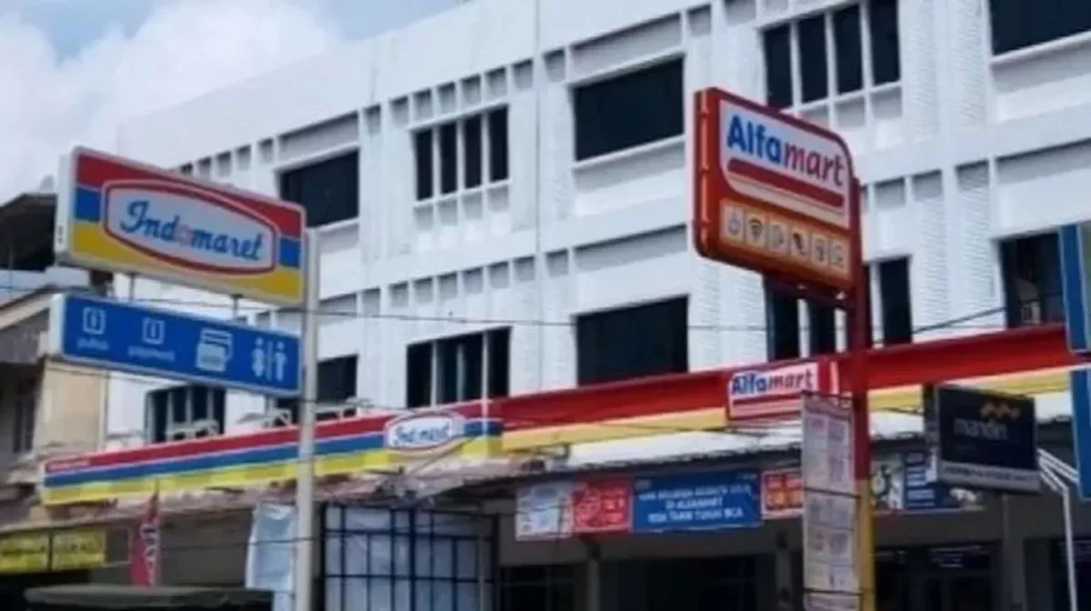 Alfamart dan Indomaret Bakal Dibatasi di Desa? Mendag Buka Suara soal Wacana Kopdes Merah Putih. (Istimewa)