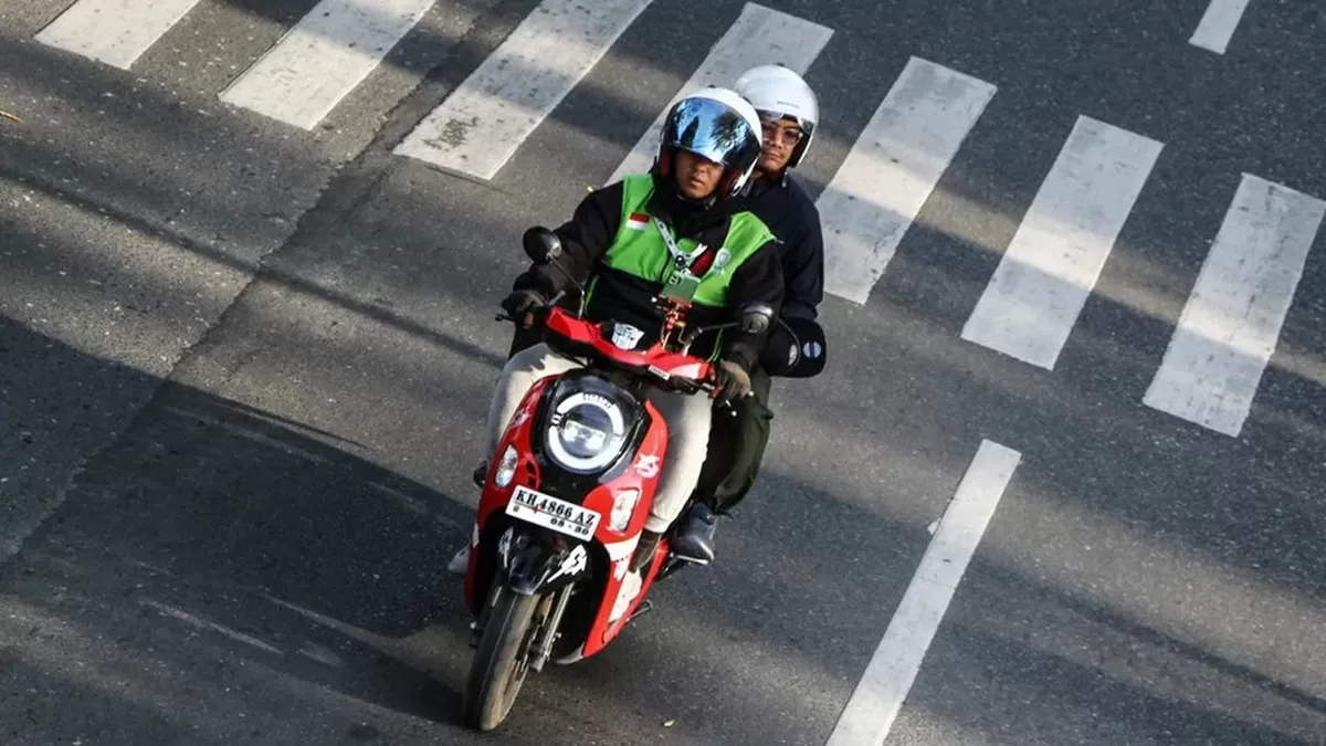 BHR Ojol 2026 Cair! Sekitar 1 Juta Driver Bakal Terima Bonus Rp150 Ribu&ndash;Rp500 Ribu. (ANTARA FOTO/Auliya Rahman)