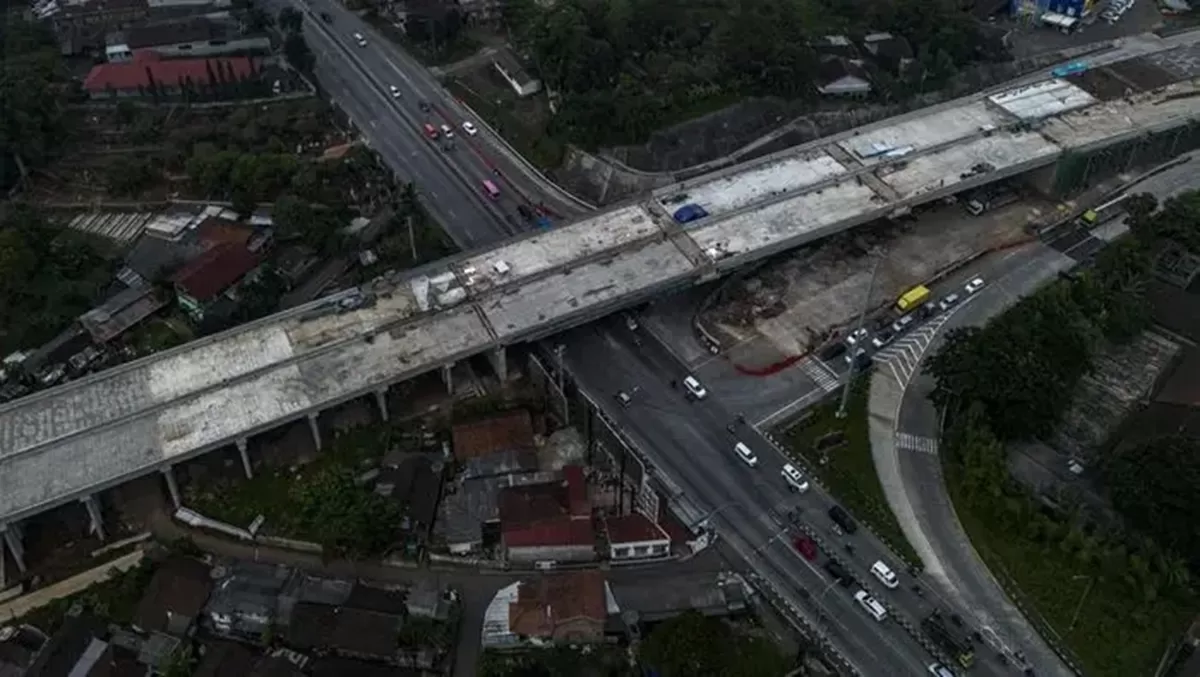 6 Ruas Tol Fungsional Gratis Dibuka untuk Mudik Lebaran 2026, Termasuk Yogyakarta&ndash;Bawen-Solo. (ANTARA FOTO/Aprillio Akbar)