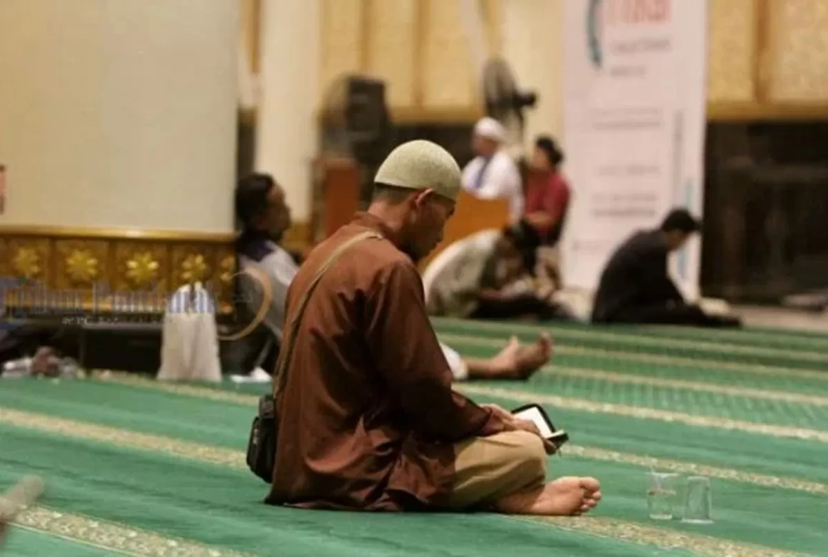 Iktikaf Ramadhan 2026 Mulai Kapan? Ini Jadwal Malam Ganjil untuk Mencari Lailatul Qadar. (NU Online)