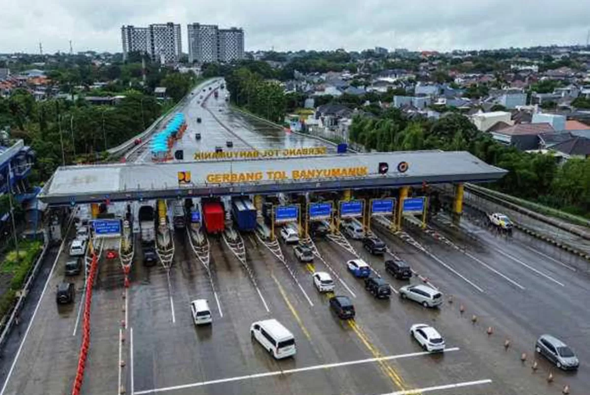 Rekayasa Lalu Lintas Mudik Lebaran 2026: Jadwal One Way, Contraflow, dan Ganjil Genap yang Perlu Diketahui. (ANTARA FOTO/Makna Zaezar )