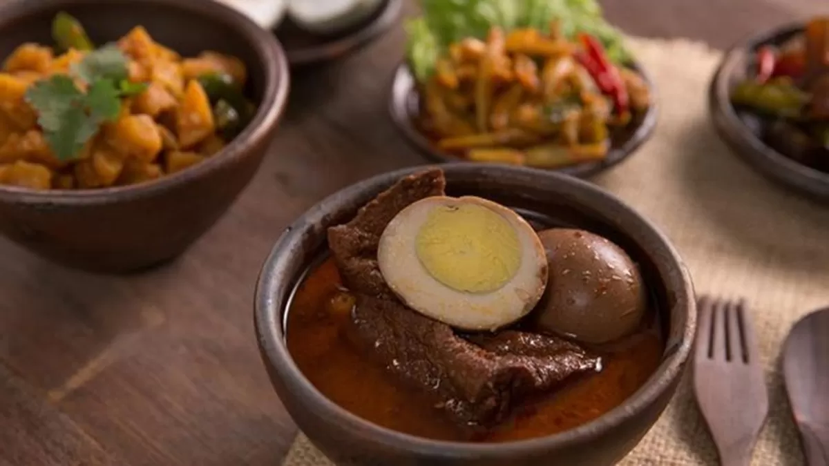 Warung-warung Makan Legendaris di Jogja Langganan Keluarga Sultan. (iStockphoto)