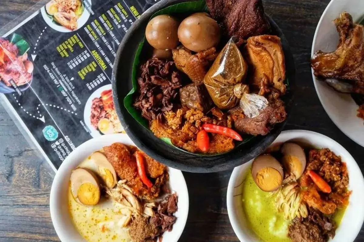 Gudeg, Kopi Joss, dan Kopi Klothok yang Tidak Lagi Merakyat, Wisatawan Membuatnya Menjadi Kuliner Mahal. (Instagram.com/gembulfoodie)