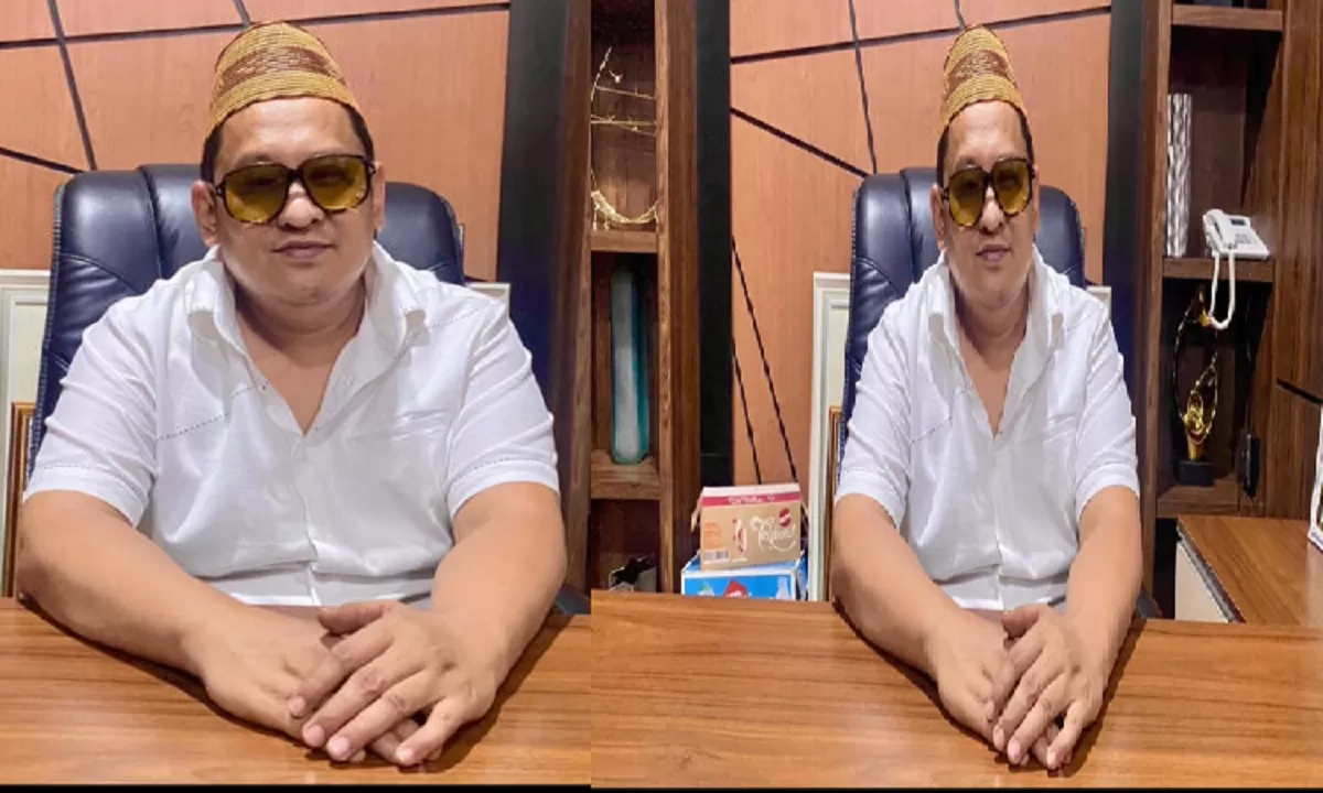  profil Haji Her, Crazy Rich Madura, raja tembakau Indonesia dan biodata, rentetan bisnis, jumlah kekayaan, dan informasi keluarga.