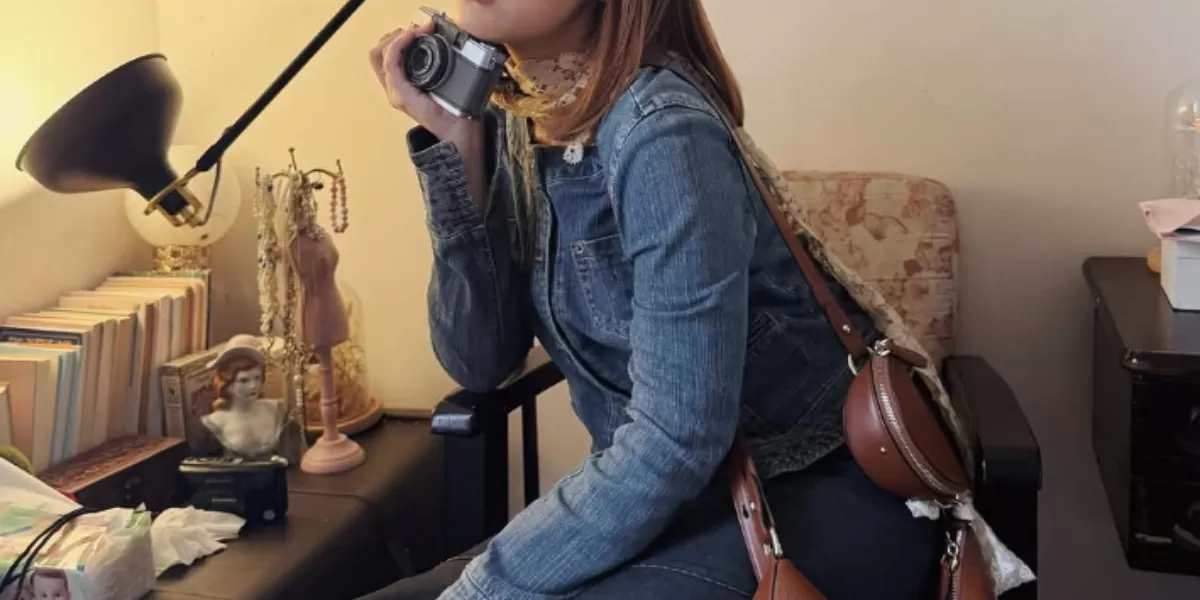 Ilustrasi Profil Nadin Amizah dan perjalanan kariernya (Instagram @cakecaine)