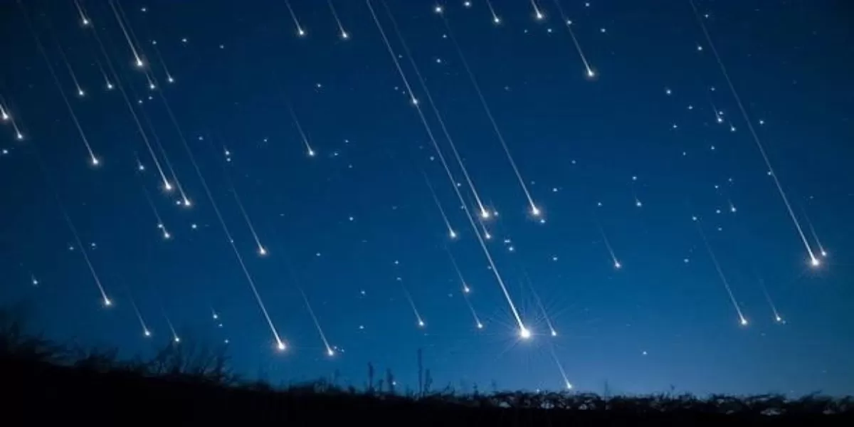 Ilustrasi Hujan meteor Lyrids 2026 (Pinterest @sahrul_ddv)